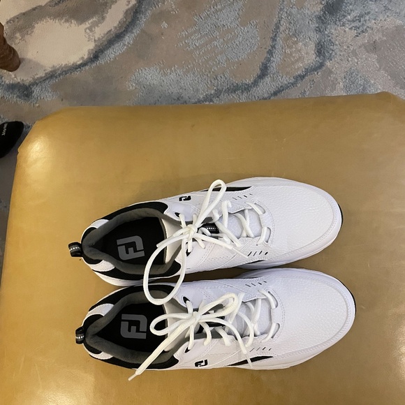 Foot joy golf shoes in box - Picture 4 of 5